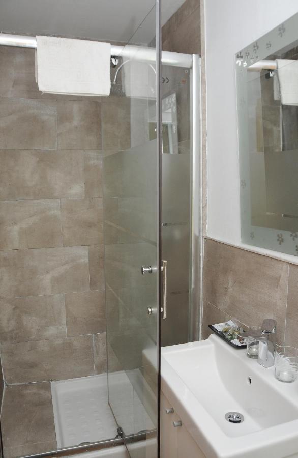 Alba1924 Bed & Breakfast Madrid Bagian luar foto